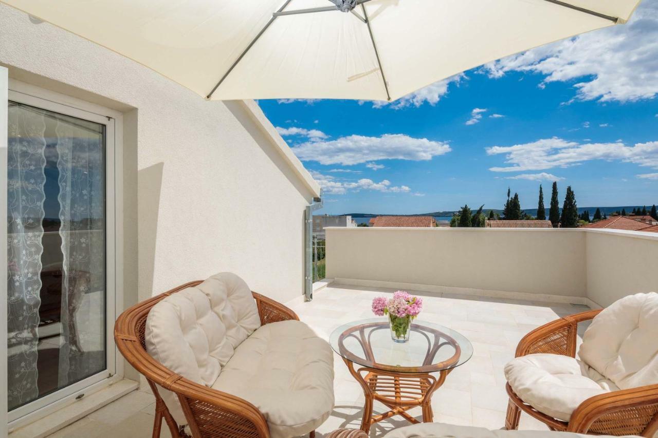Appartamento Otium Kaštela Esterno foto