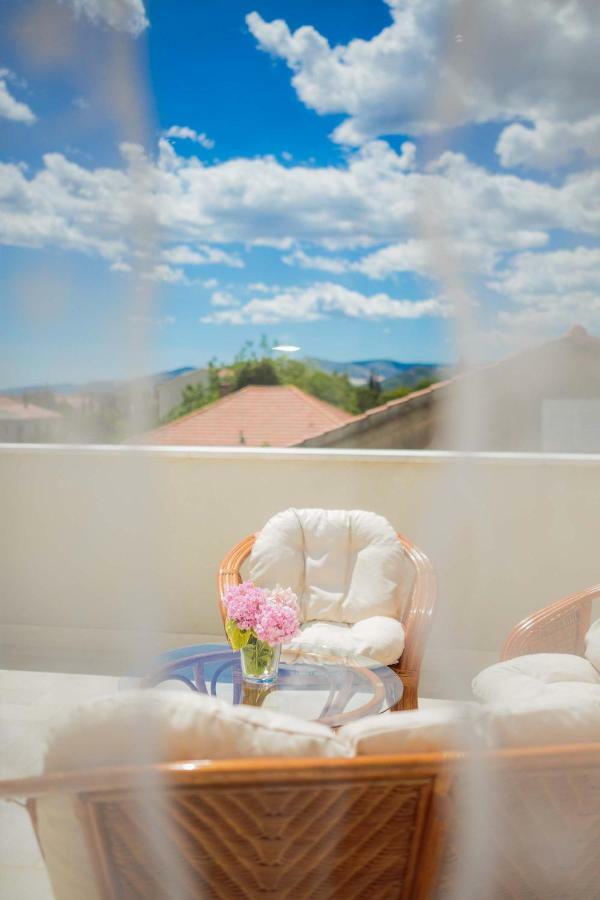 Appartamento Otium Kaštela Esterno foto